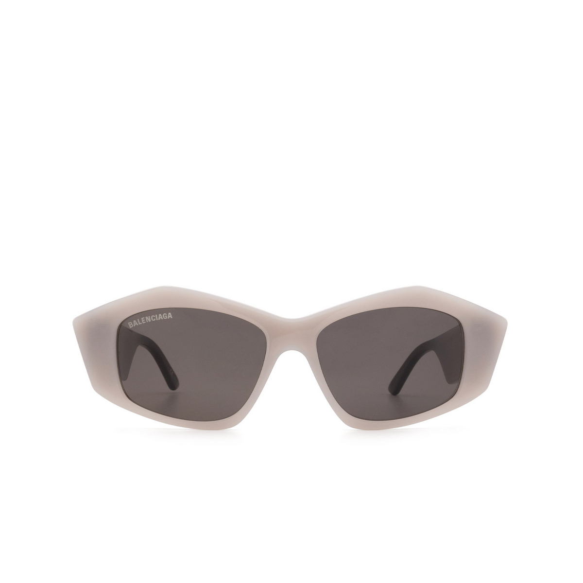 Balenciaga® Irregular Sunglasses: BB0106S color 003 Grey - product thumbnail 1/3