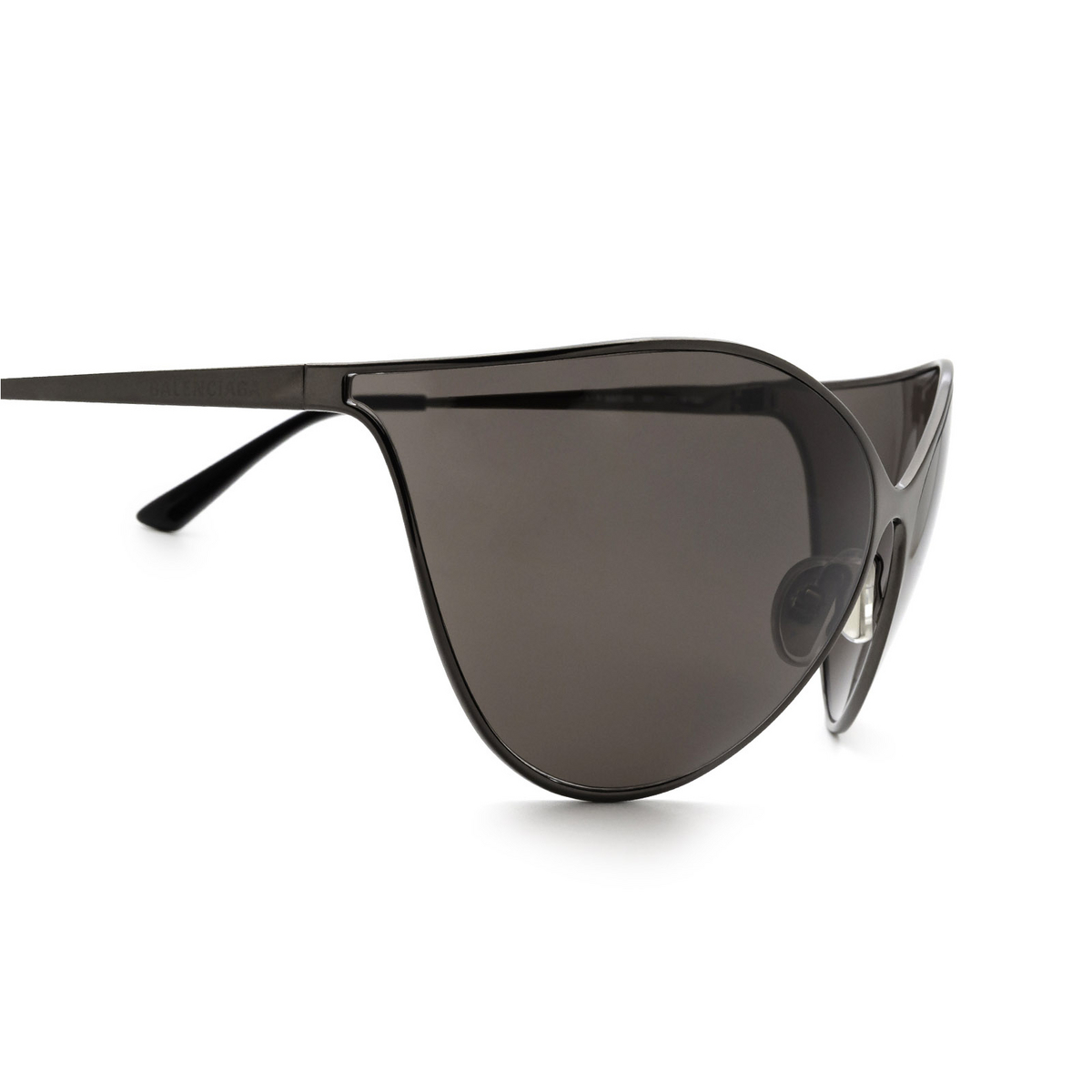 Balenciaga® Cat-eye Sunglasses: BB0137S color 001 Grey - 3/3