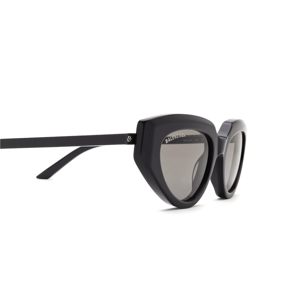 Balenciaga® Cat-eye Sunglasses: BB0159S color 002 Grey - product thumbnail 3/3