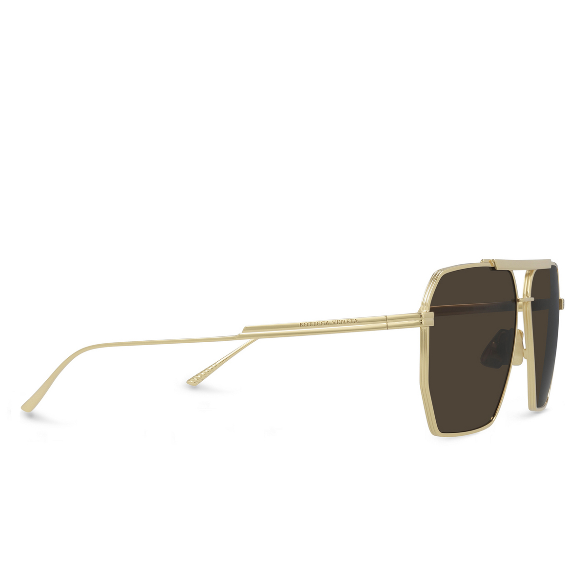 Bottega Veneta® Irregular Sunglasses: BV1012S color Gold 003 - three-quarters view.
