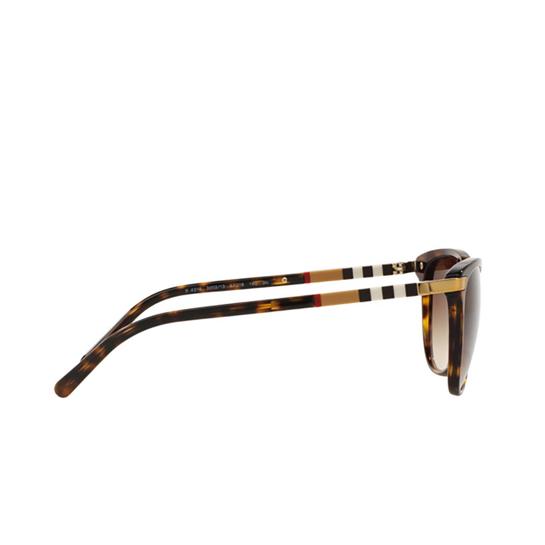 Burberry BE4216 Sunglasses 300213 dark havana - 3/4