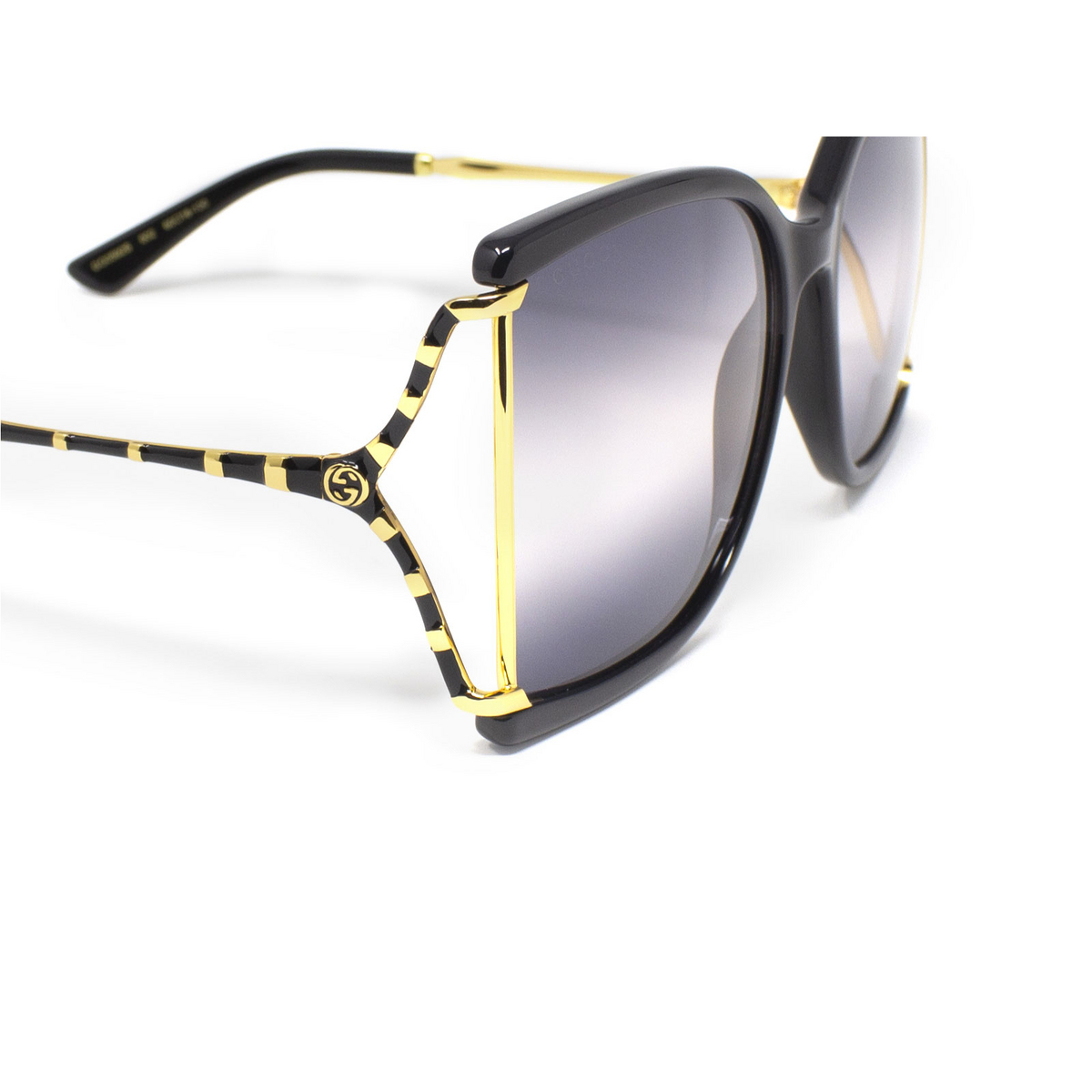 Gucci® Square Sunglasses: GG0592S color 002 Black - 3/3