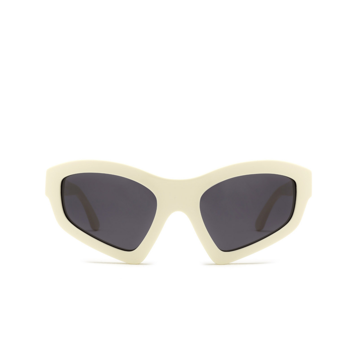 Huma® Cat-eye Sunglasses: Enne color Ivory 07 - front view.