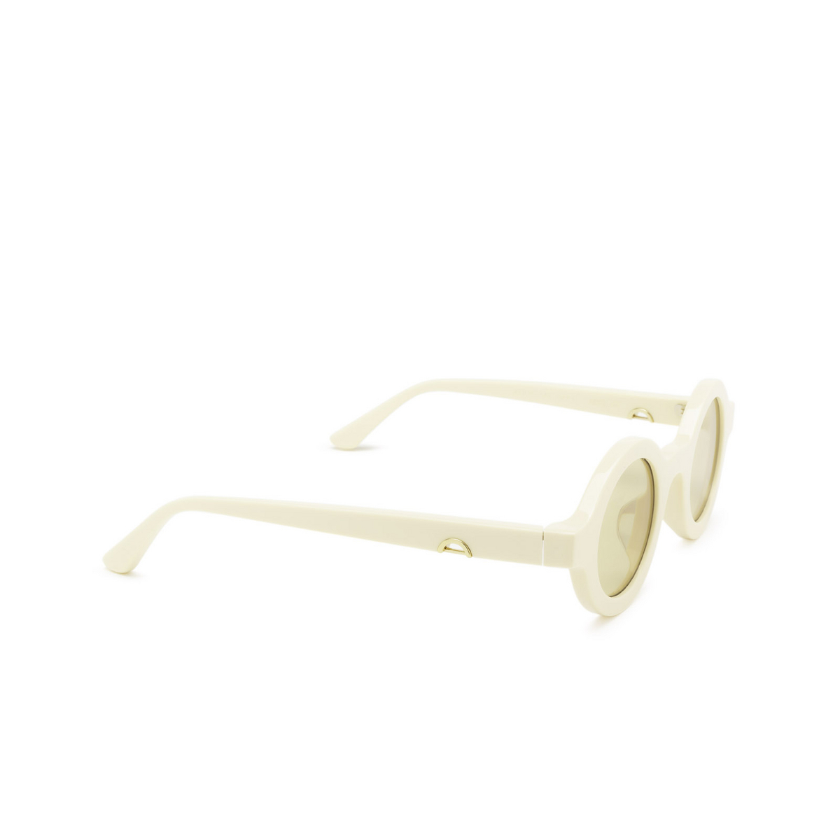 Huma® Round Sunglasses: Myo color Ivory 07 - three-quarters view.