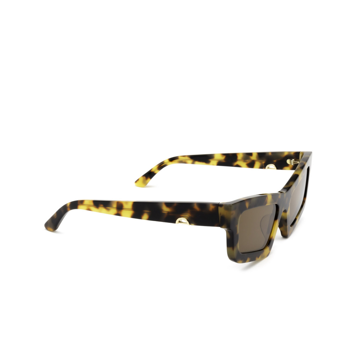 Huma® Rectangle Sunglasses: Tilde color Havana Maculate 19 - three-quarters view.