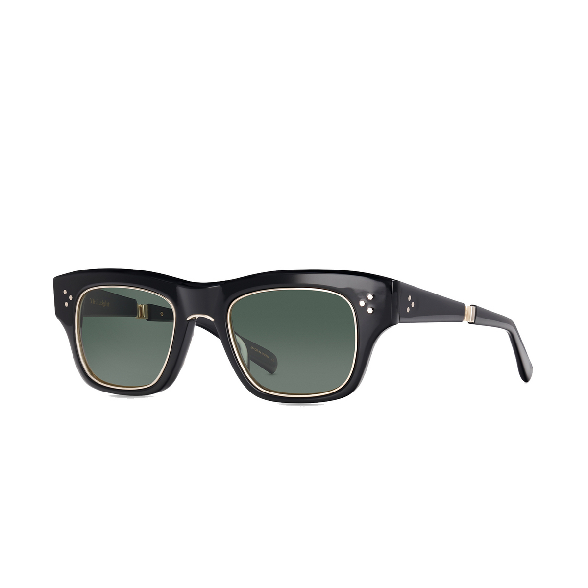 Mr. Leight® Square Sunglasses: Go S color BK-12KWG/G15GLSSPLR - three-quarters view.