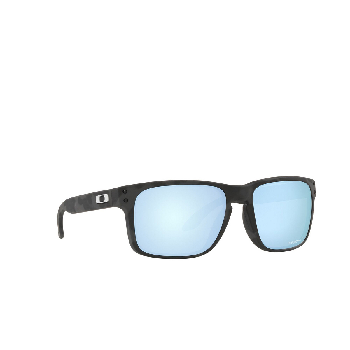 Oakley® Square Sunglasses: Holbrook OO9102 color Matte Black Camo 9102T9 - three-quarters view.