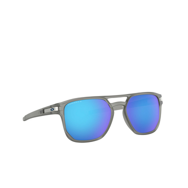 Oakley LATCH BETA Sunglasses 943606 matte grey ink - three-quarters view