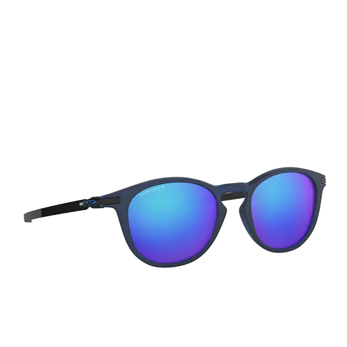 Oakley PITCHMAN R Sunglasses 943913 MATTE TRANSLUCENT BLUE - three-quarters view