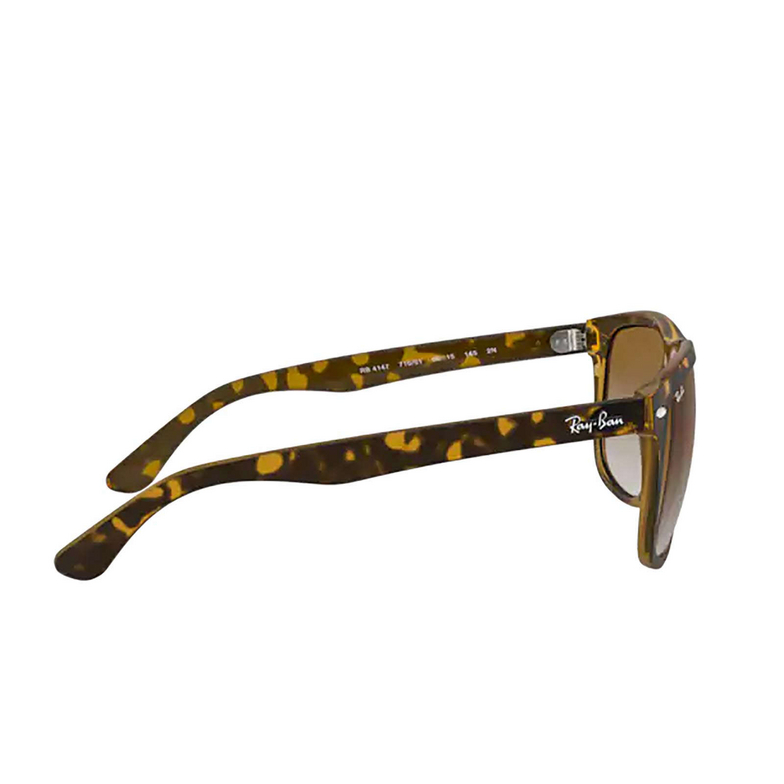 Ray-Ban BOYFRIEND Sunglasses 710/51 light havana - 3/4