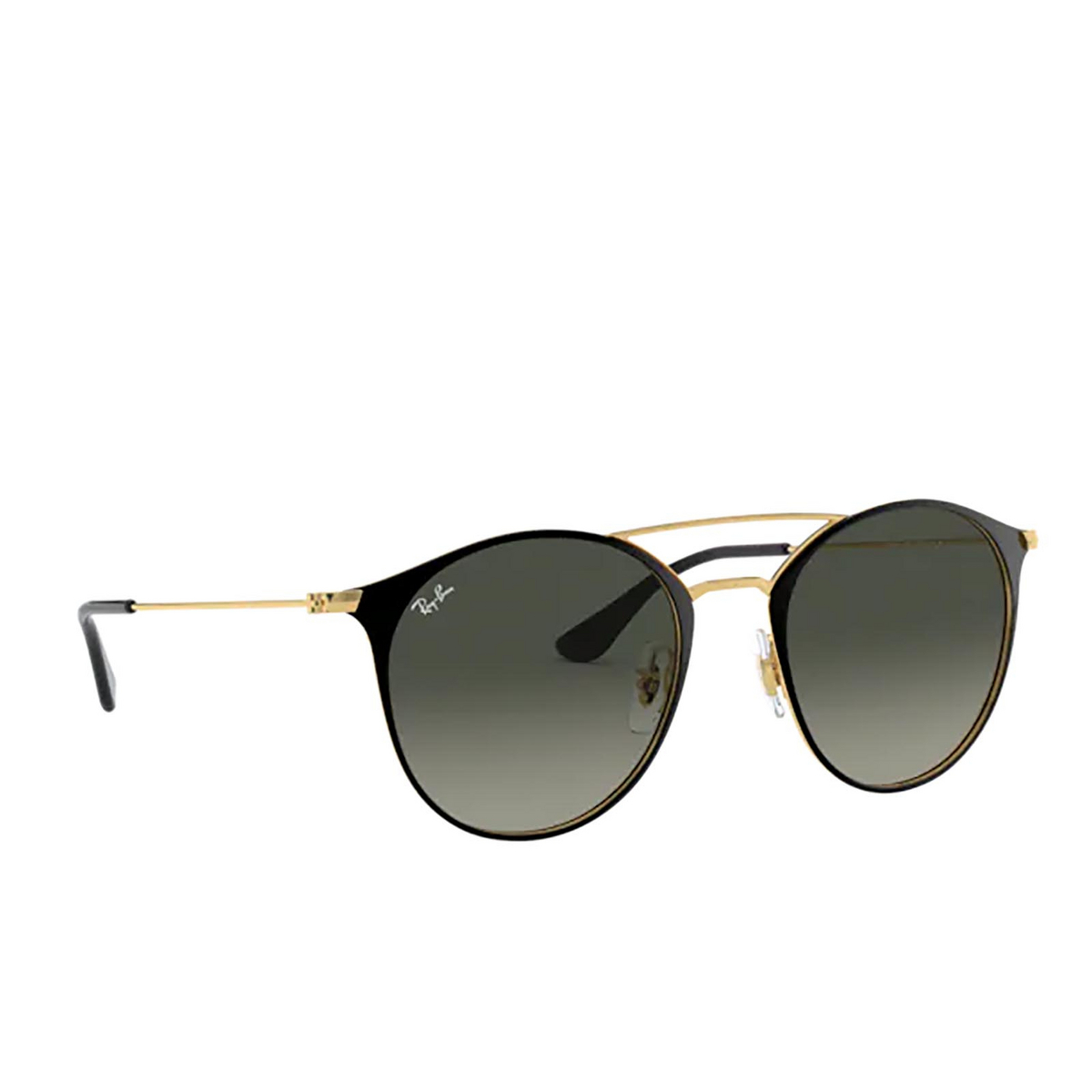 Ray-Ban® Round Sunglasses: RB3546 color Black On Arista 187/71 - three-quarters view.