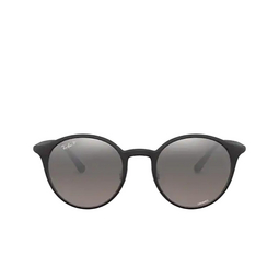 Ray-Ban® Round Sunglasses: RB4336CH color Matte Black 601S5J.