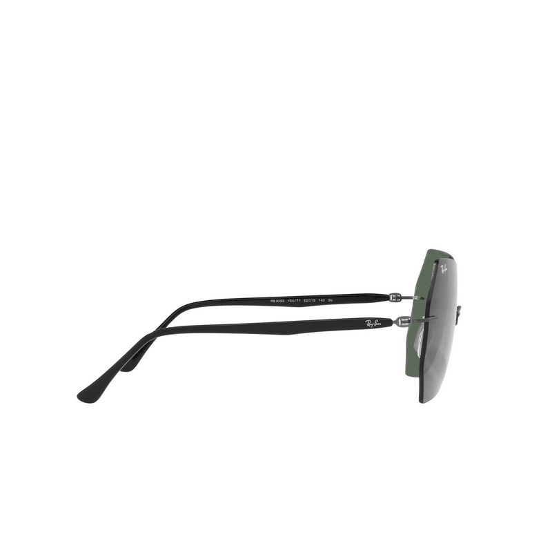Ray-Ban RB8065 Sunglasses 154/71 black on sanding gunmetal - 3/4