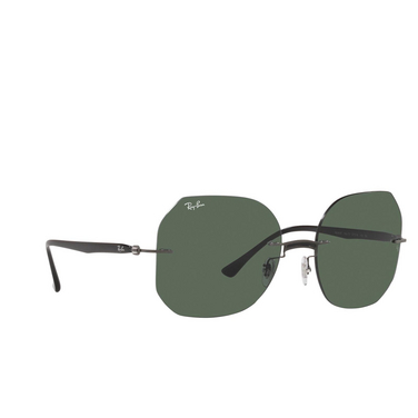 Ray-Ban RB8067 Sunglasses 154/71 black on sanding gunmetal - three-quarters view