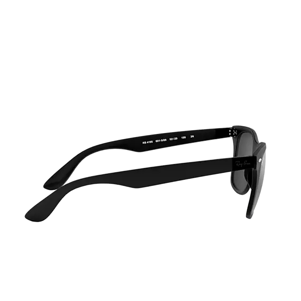 Ray-Ban® Square Sunglasses: RB4195 Wayfarer Liteforce color 601S88 Matte Black - 3/3