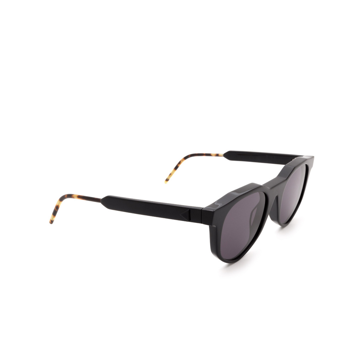 Soya® Irregular Sunglasses: Evan color Shiny Black Blk-fs - three-quarters view.