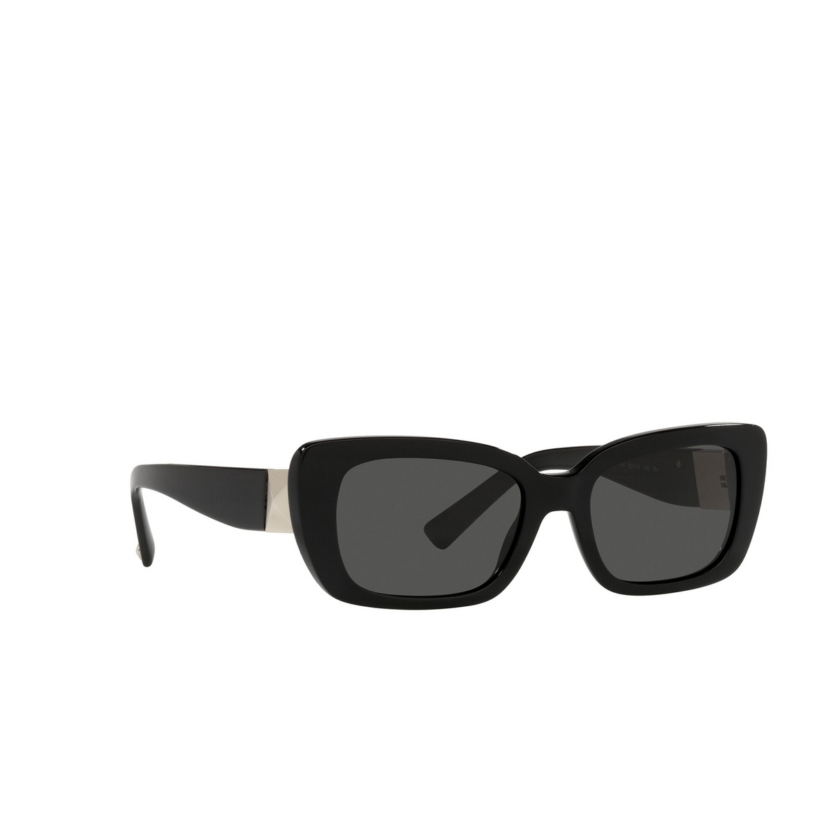 Valentino® Rectangle Sunglasses: VA4096 color Black 500187 - three-quarters view.