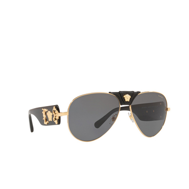 Versace VE2150Q Sunglasses 100281 gold - three-quarters view