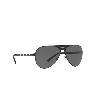 Versace VE2189 Sunglasses 142587 matte black - three-quarters view
