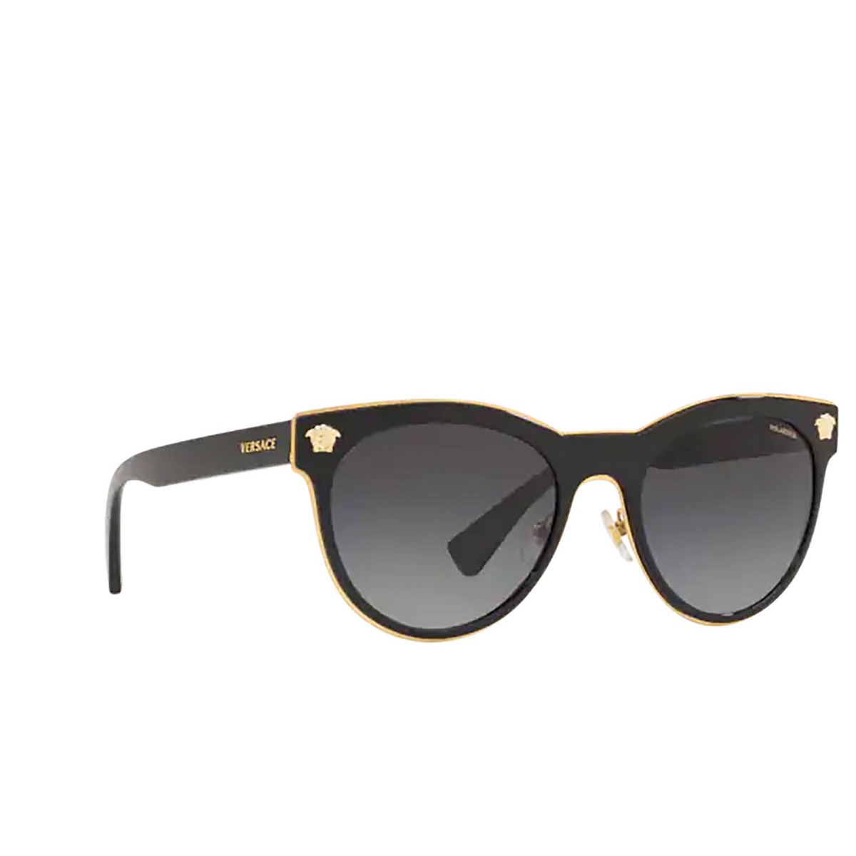 Versace VE2198 Sunglasses 1002T3 Black - three-quarters view