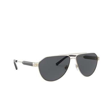 Versace VE2223 Sunglasses 100287 gold - three-quarters view