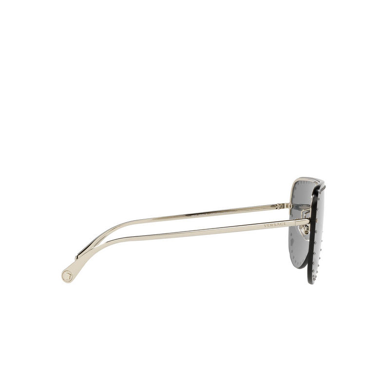 Versace VE2230B Sunglasses 125280 pale gold - 3/4