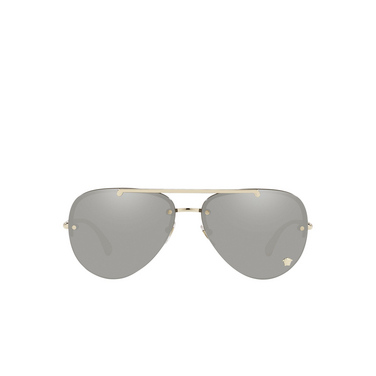 Gafas de sol Versace VE2231 12526G pale gold - Vista delantera