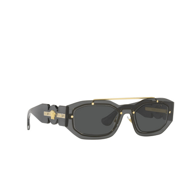 Gafas de sol Versace VE2235 100287 transparent dark grey - Vista tres cuartos