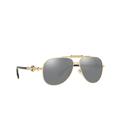Versace VE2236 Sunglasses 1002Z3 gold - three-quarters view