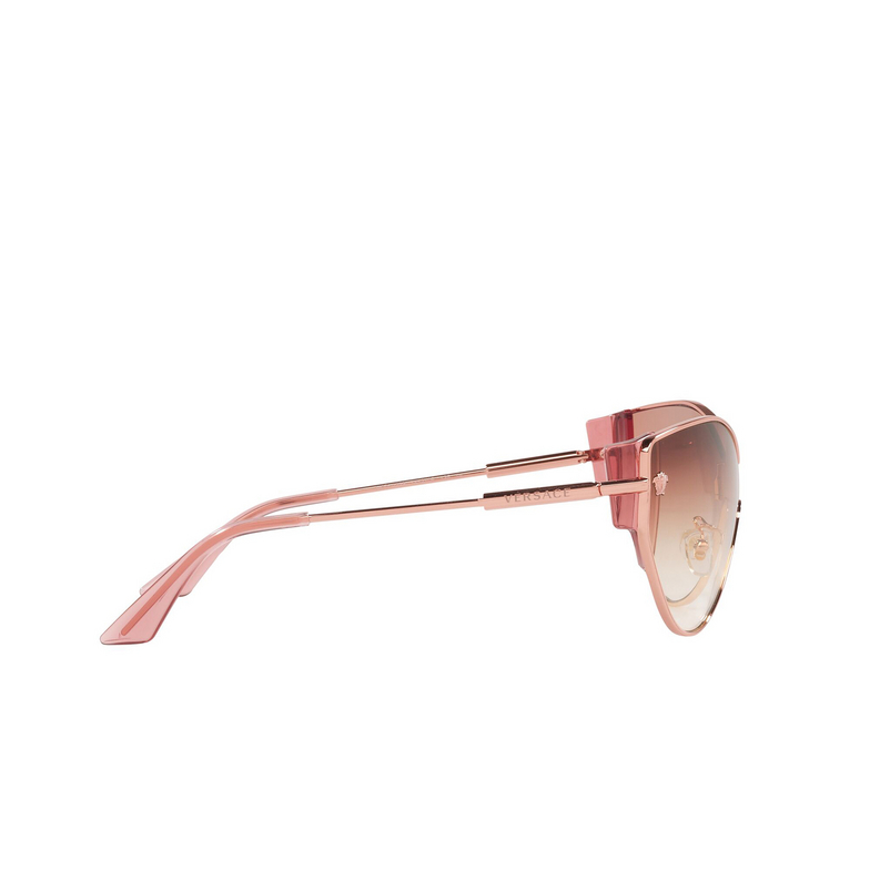 Versace VE2239 Sunglasses 14120P gold - 3/4