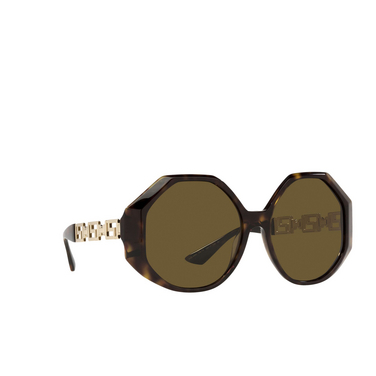 Versace VE4395 Sunglasses 108/73 havana - three-quarters view