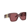 Versace VE4402 Sonnenbrillen 388/69 transparent red - Produkt-Miniaturansicht 2/4