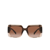 Occhiali da sole Versace VE4405 533213 transparent brown gradient - anteprima prodotto 1/4
