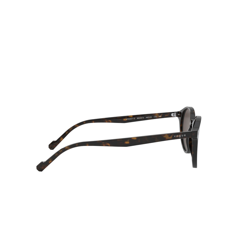 Lunettes de soleil Vogue VO5327S W65673 dark havana - 3/4