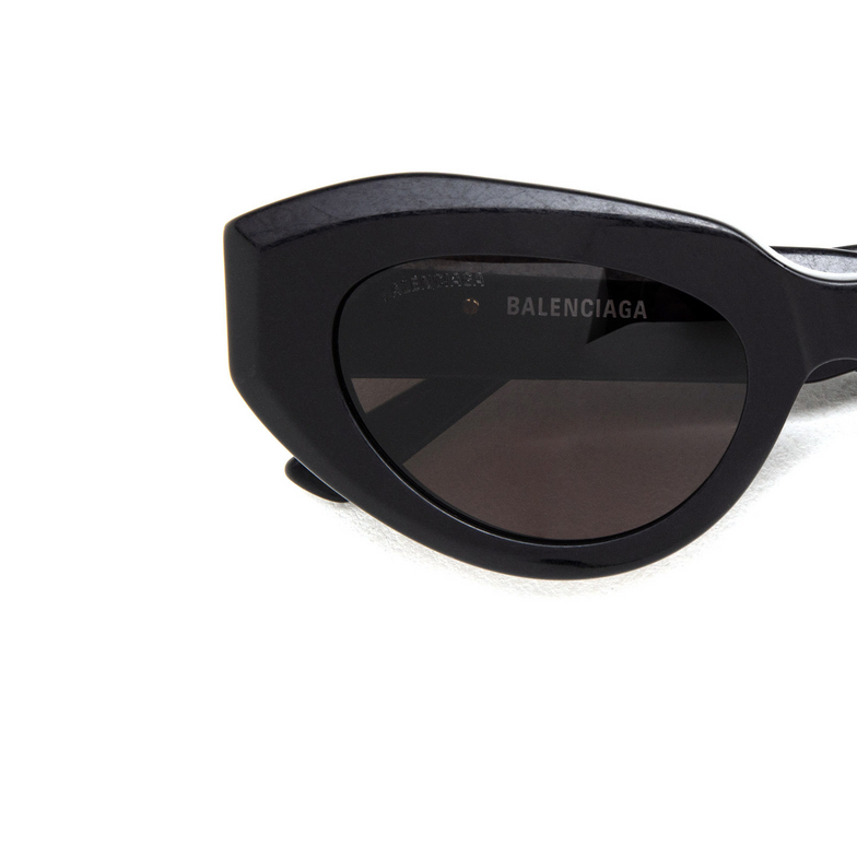 Balenciaga BB0236S Sunglasses 001 black - 4/5