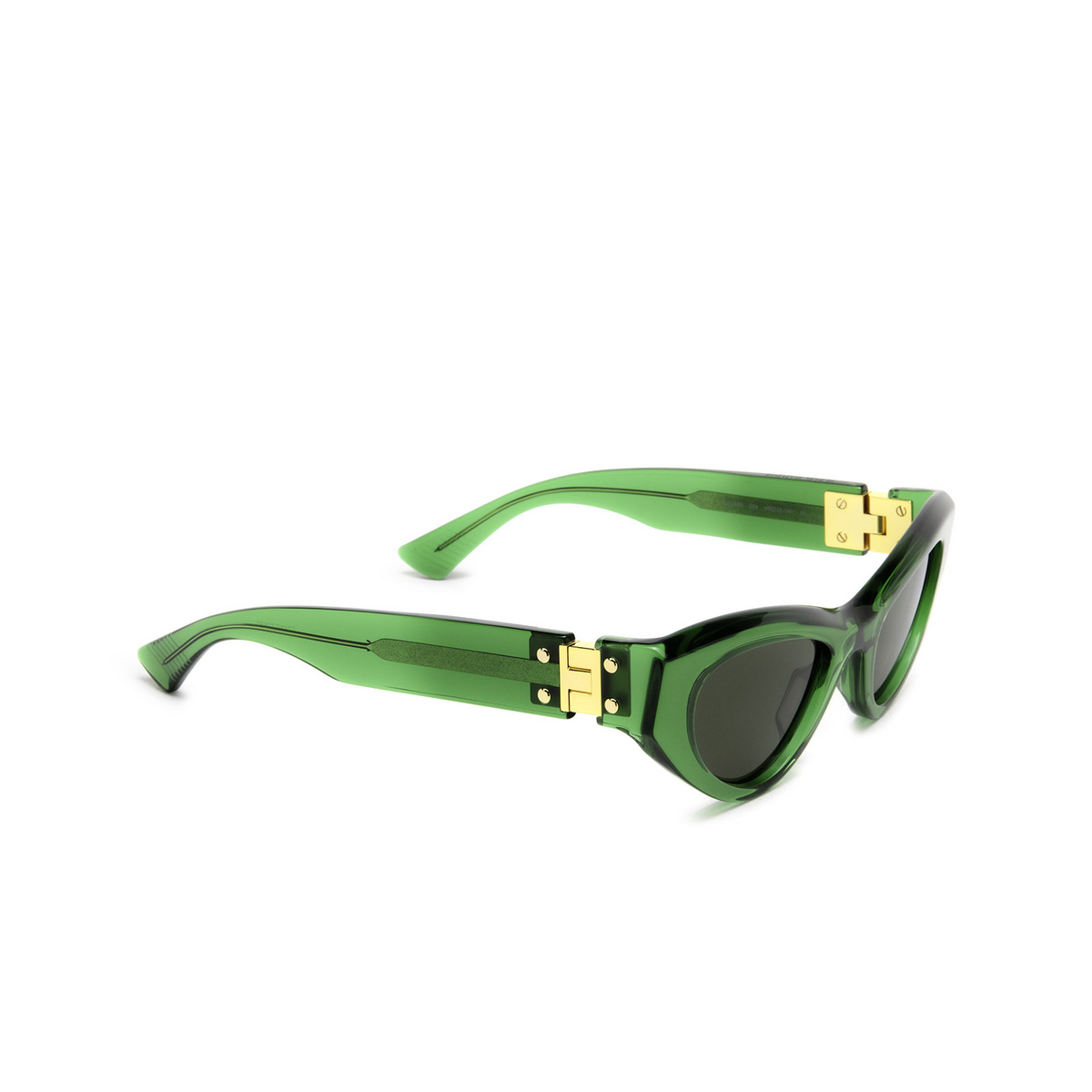 Bottega Veneta® Cat-eye Sunglasses: BV1142S color Green 004 - three-quarters view.
