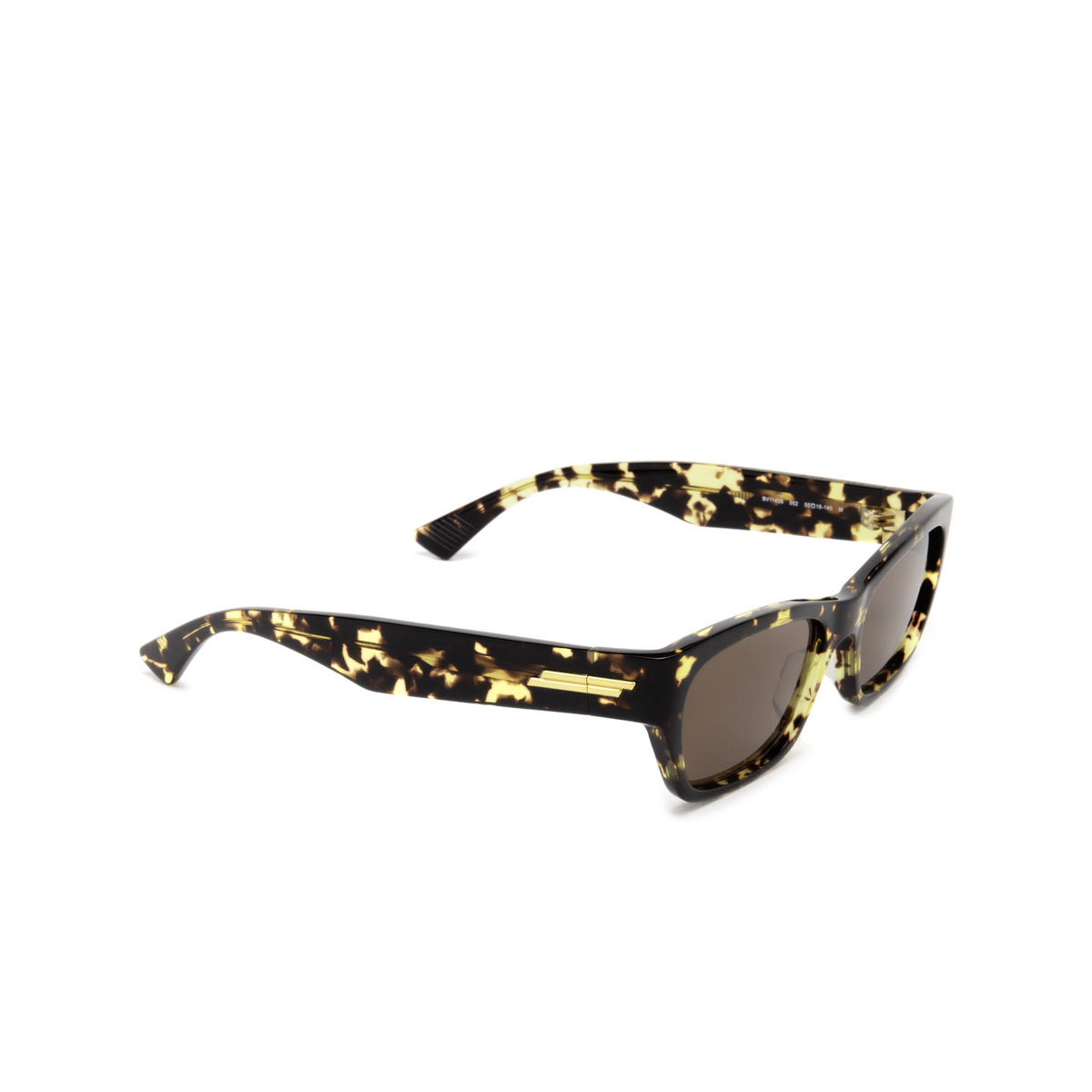 Bottega Veneta® Cat-eye Sunglasses: BV1143S color Havana 002 - three-quarters view.