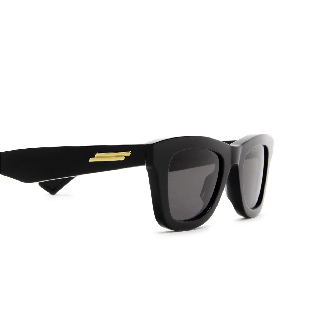 Bottega Veneta® Rectangle Sunglasses: BV1147S color 001 Black - 3/4