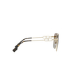 Occhiali da sole Burberry EMMA 1109T5 light gold - anteprima prodotto 3/4