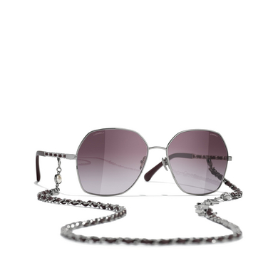 CHANEL square Sunglasses C108S1 dark silver & burgundy - three-quarters view