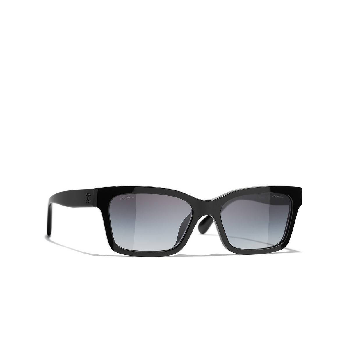 CHANEL square Sunglasses 1710S6 Black & Green - three-quarters view