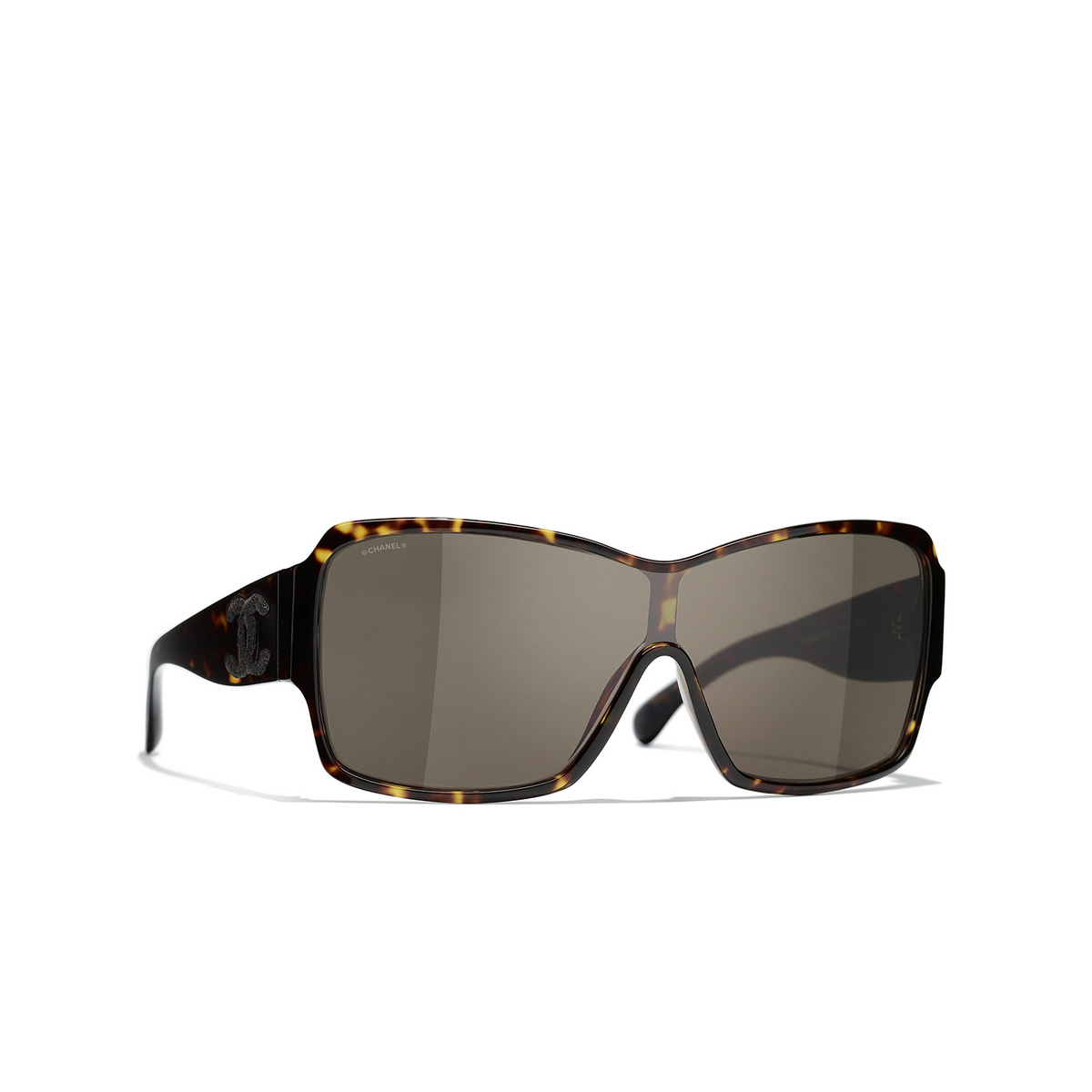 CHANEL shield Sunglasses C714/3 Dark Tortoise - three-quarters view