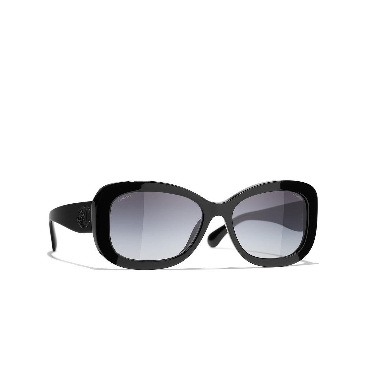 CHANEL rectangle Sunglasses C888S6 Black - three-quarters view