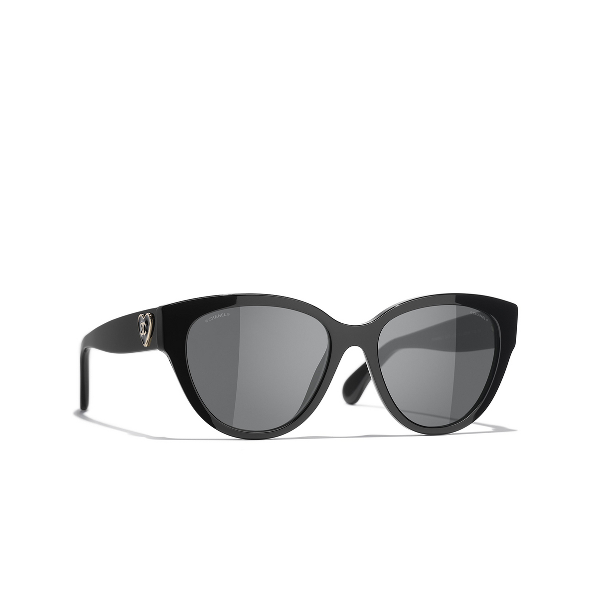 CHANEL butterfly Sunglasses C501S4 Black - three-quarters view
