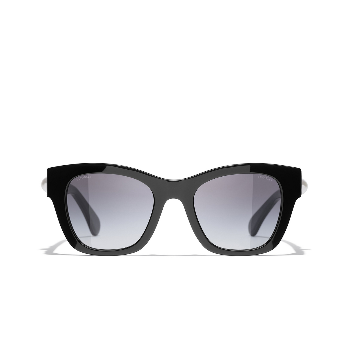 CHANEL square Sunglasses C622S6 Black - front view