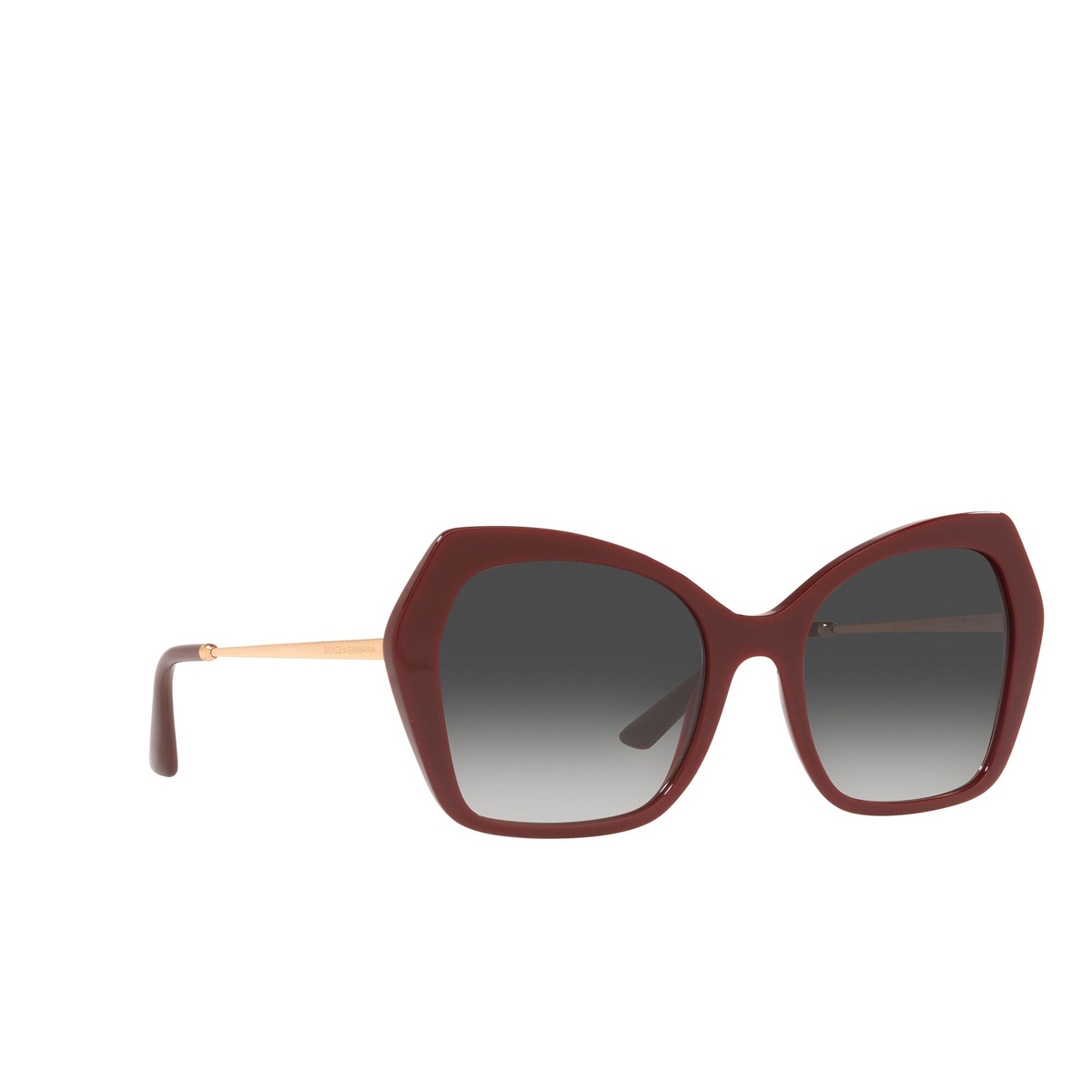 Dolce & Gabbana DG4399 Sunglasses 30918G Bordeuax - three-quarters view