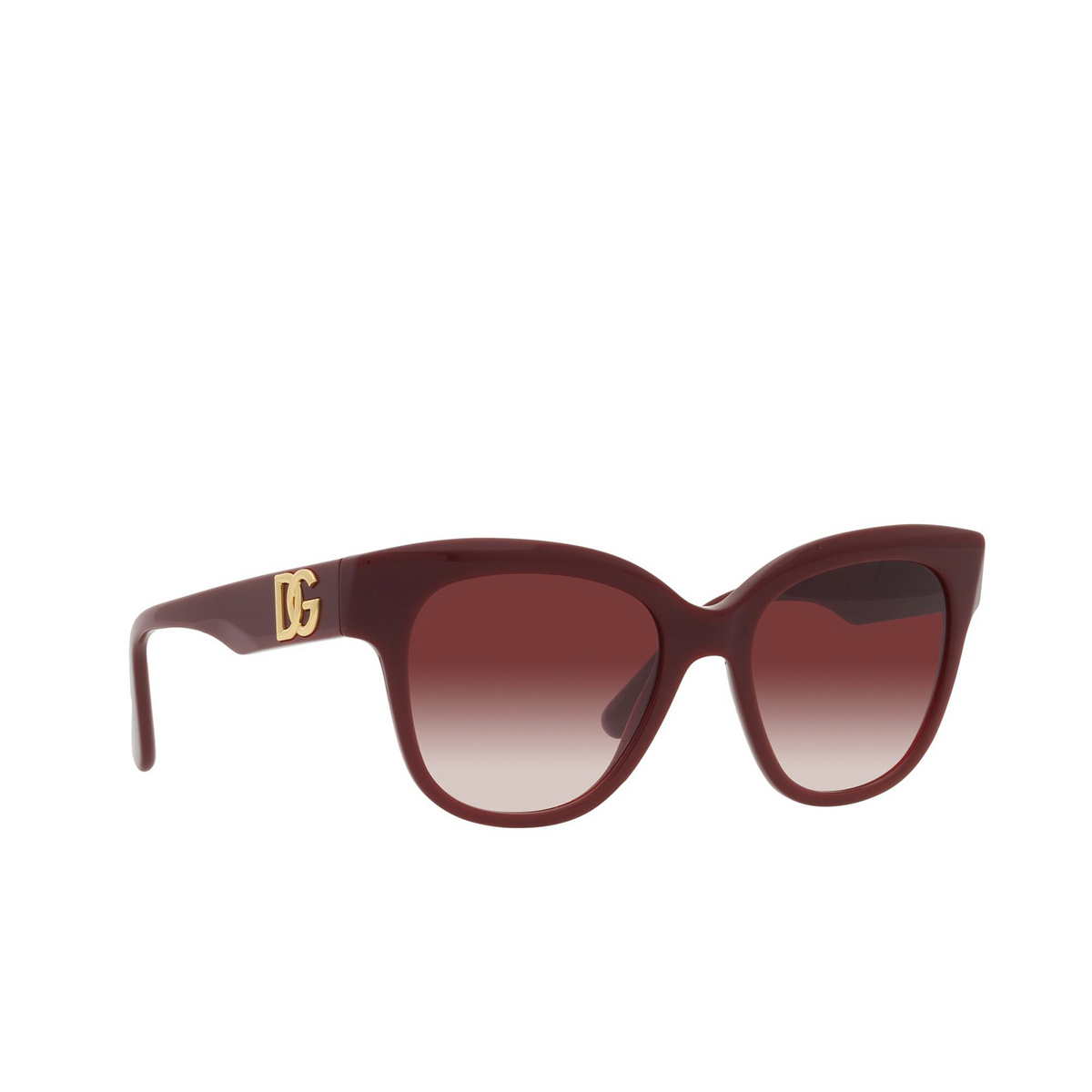 Dolce & Gabbana® Butterfly Sunglasses: DG4407 color Bordeaux 30918H - three-quarters view.