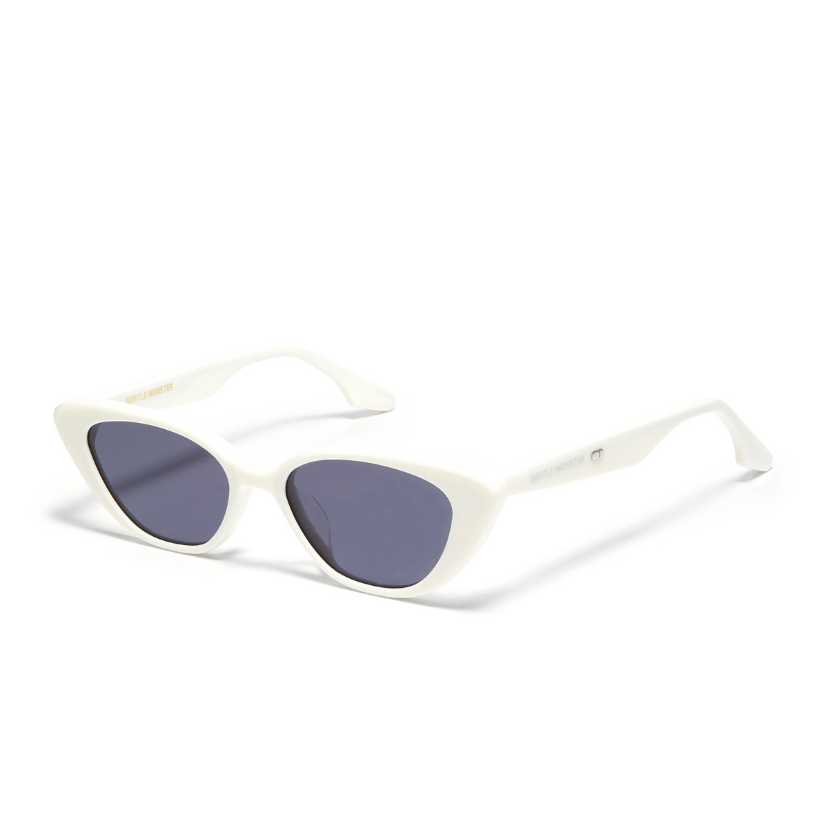 Gentle Monster® Cat-eye Sunglasses: Crella color White W1 - three-quarters view.