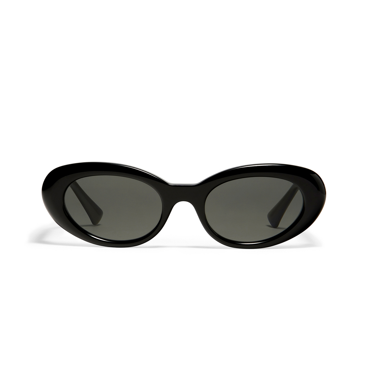 Gentle Monster® Cat-eye Sunglasses: Le color 01 Black - front view