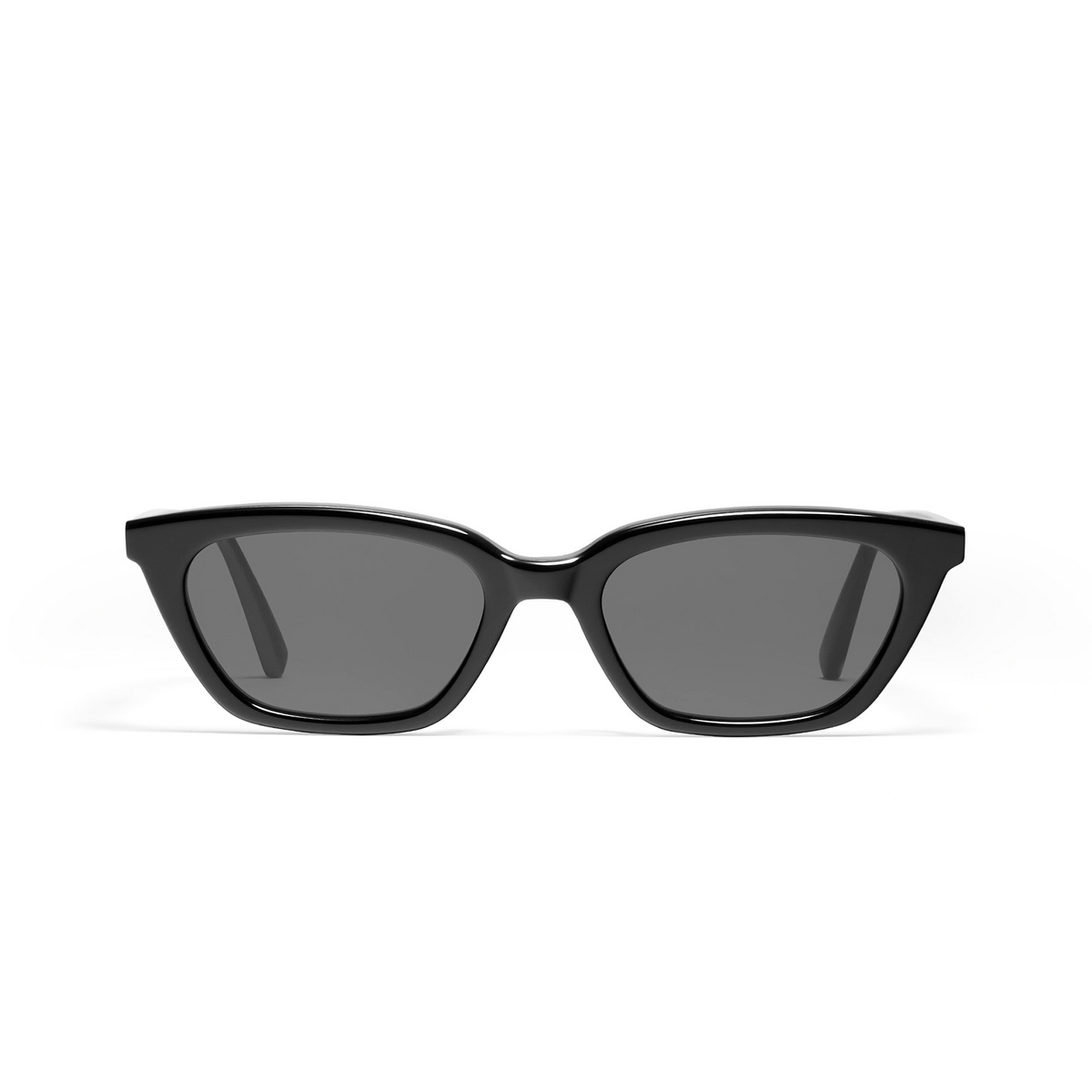 Gentle Monster® Cat-eye Sunglasses: Loti color Black 01 - front view.